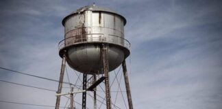 Looking To Buy A Water Tank? Here Are Some Helpful Tips