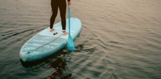 8 Paddle Boarding Tips All Beginners Need to Know