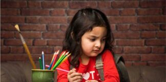 Guiding Young Minds: Strategies for Boosting Child Creativity