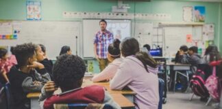 4 Ways Teachers Can Make Learning Interesting for Their Students