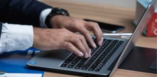 What Are the Benefits of Hiring a Lawyer After Your Road Accident?